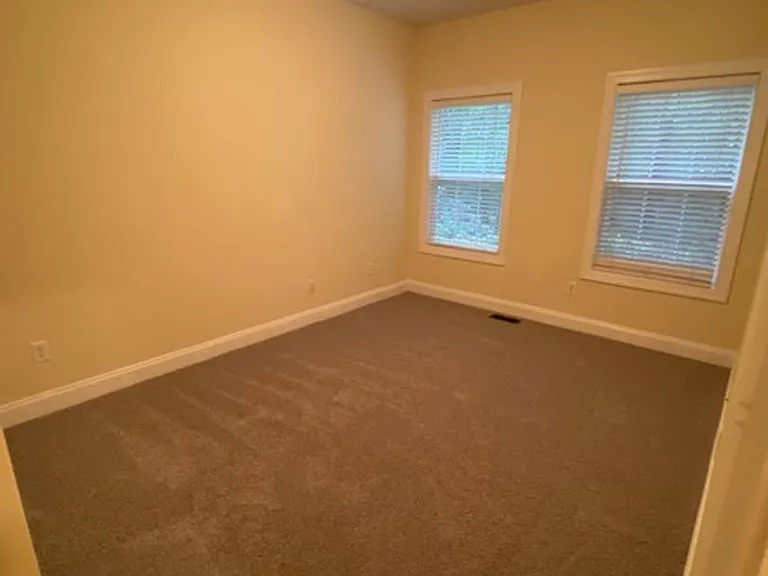 506 Eagle Pointe Dr — Photo 20