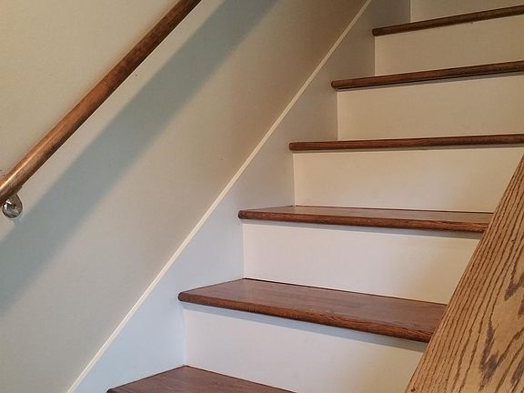 5th image of 902 N West End Blvd #1