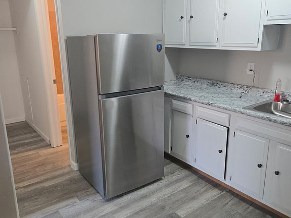 2nd image of 16115 Maple Park Dr #0