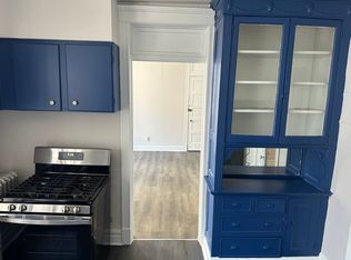 1210 W Lexington St APT 1R, Chicago, IL 60607