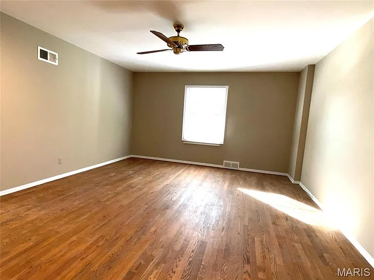 54 Morwood Ln — Photo 12