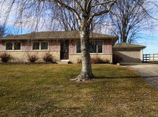 254 W Center St, Burlington, IL 60109