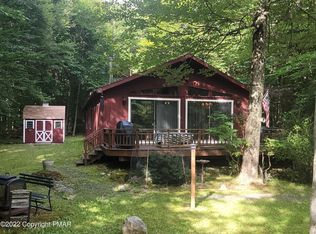 2817 Oak View Ln, Tobyhanna, PA 18466