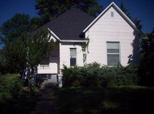 803 N Rollins St, Macon, MO 63552