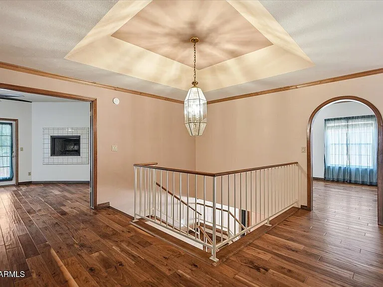 2157 E Alameda Dr — Photo 27
