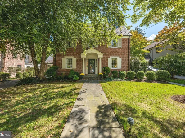 5511 Grove St, Chevy Chase, MD 20815