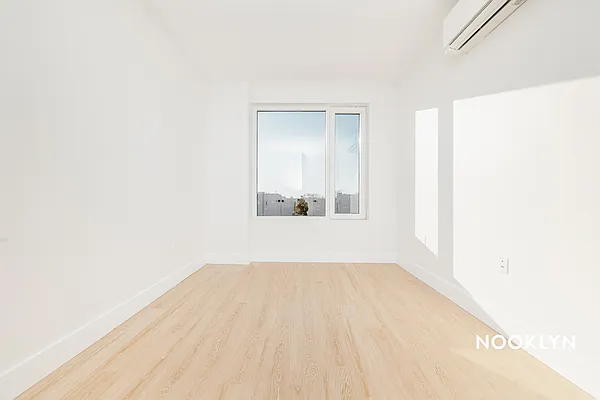Rented by Nooklyn NYC LLC | media 9