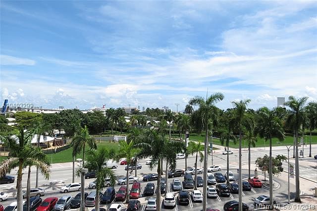1st image of 244 Biscayne Blvd APT 436