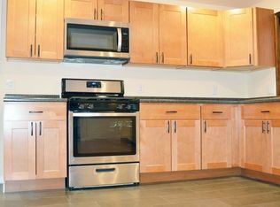 14 Peru St, Burlington, VT 05401