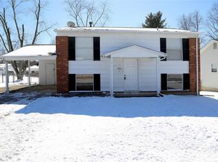 4324 McClay Rd, Saint Charles, MO 63304