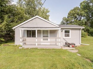 2001 Rhode Island Rd, Holland, OH 43528