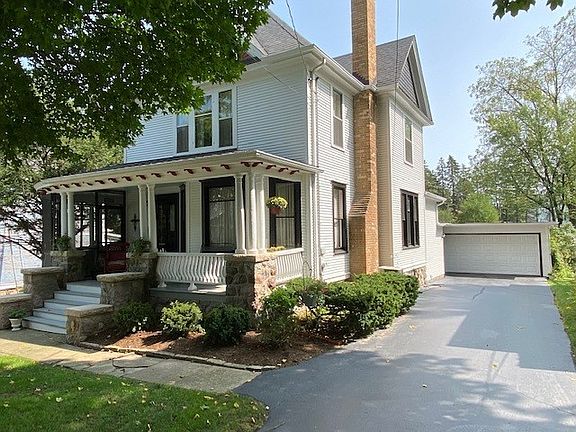 2nd image of 515 Dean St