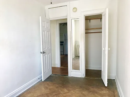 Rented by Voro, LLC | media 22