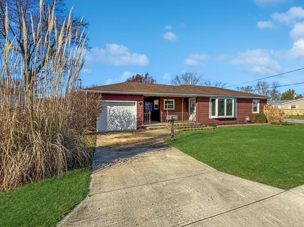856 E Lawn Ave, Urbana, OH 43078
