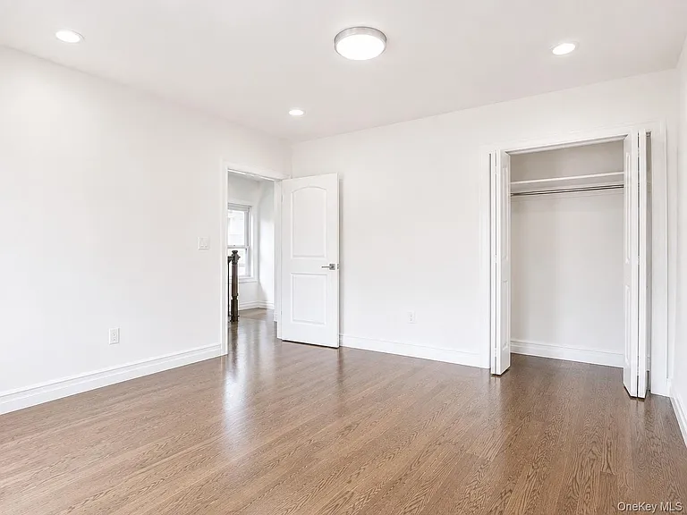 39 Rathbun Ave — Photo 12