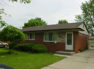 34444 Beaconsfield St, Clinton Twp, MI 48035