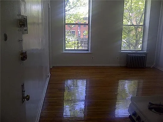 Rented by R New York | media 15