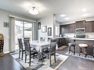 649 E Marina Dr, Chestermere, AB T1X0S3