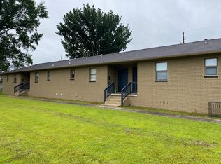514 W J St APT D, Russellville, AR 72801