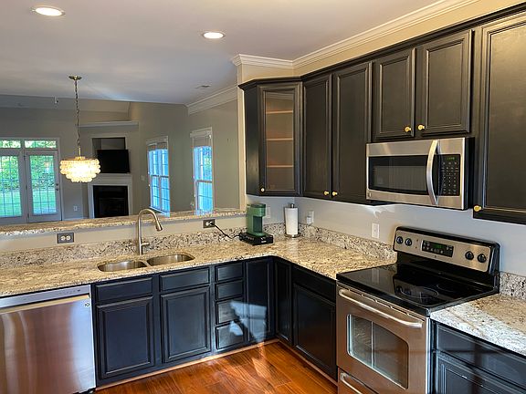 3rd image of 6002 River Estates Dr