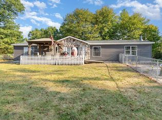 2535 N Eleven Mile Rd, Sanford, MI 48657