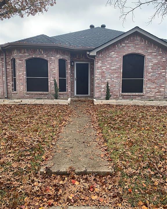 1st image of 2605 Hidden Springs Dr