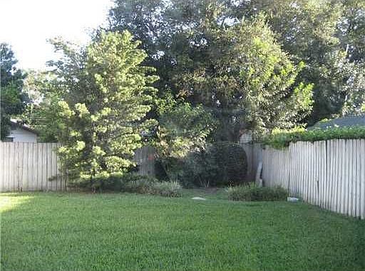 3rd image of 699 Wakulla Dr