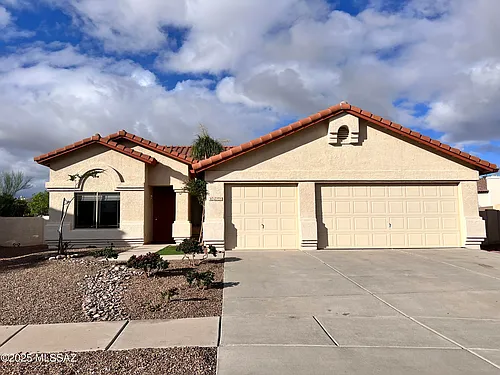 8679 N Ahwatukee Way Photo 1