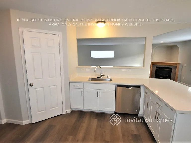 216 Michell Ln NE — Photo 6