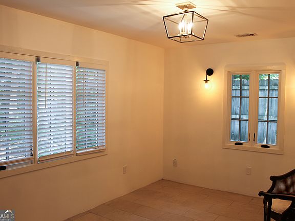 4th image of 1205 Standard Dr NE APT 1