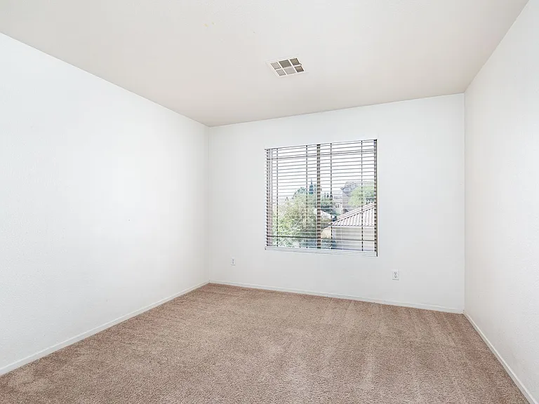 408 Madison Taylor Pl — Photo 35
