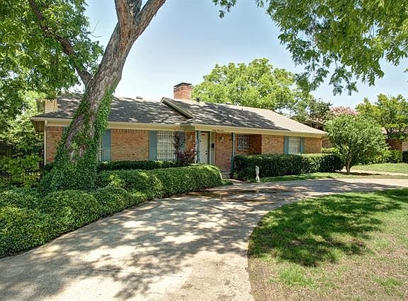 3rd image of 9031 Bretshire Dr