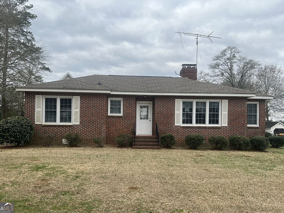 1st image of 124 Tignall Rd