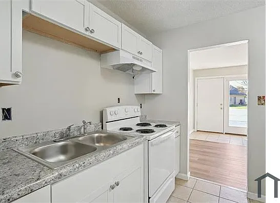 1 bed, $1,100 — Photo 2