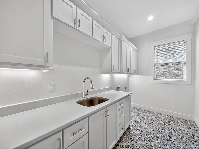 7517 Cross Gate Way — Photo 42