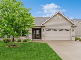 1655 Garrett Ave, Clinton, IA 52732