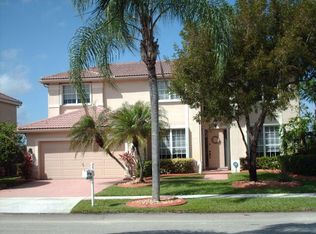 2326 SW 183rd Ter, Miramar, FL 33029