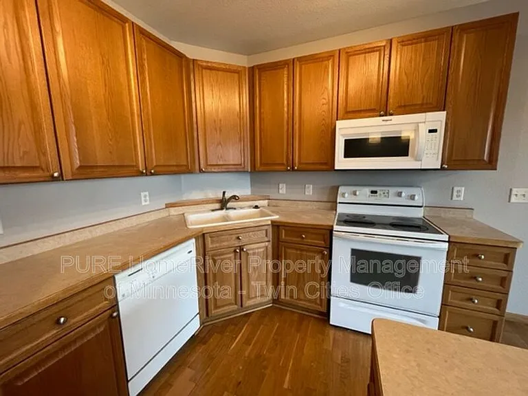 1800 Graham Ave #224 — Photo 4