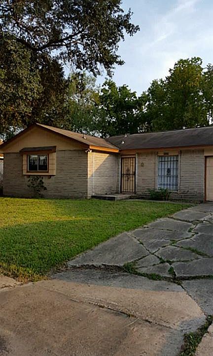 1st image of 7622 Kellwood Dr