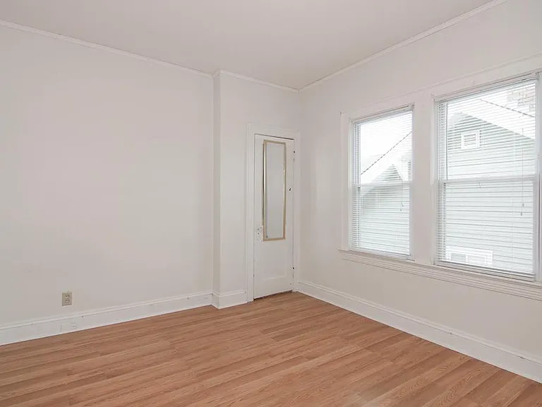 2065 Bunts Rd #UP — Photo 11