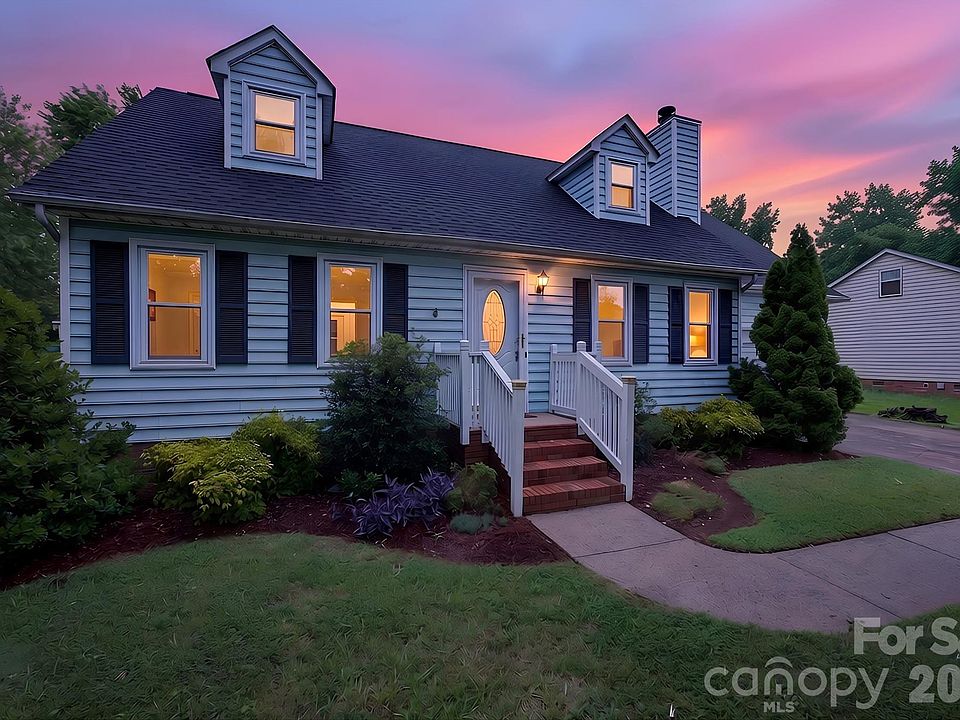 1st image of 3550 Farm Lake Dr SW