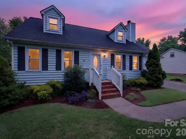 3550 Farm Lake Dr SW, Concord, NC 28027