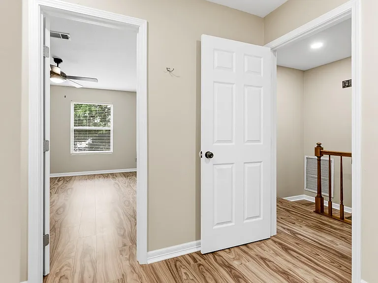 445 Longmeadow St — Photo 36