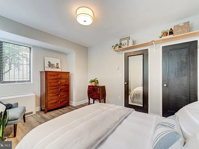 1 Scott Cir #1 — Photo 33