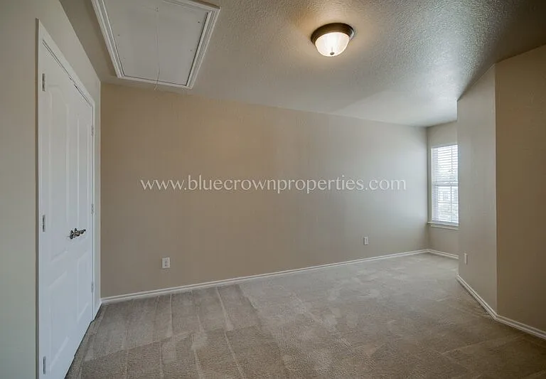 706 Parkplace Rdg — Photo 21