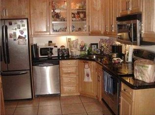 415 NE 23rd St, Wilton Manors, FL 33305