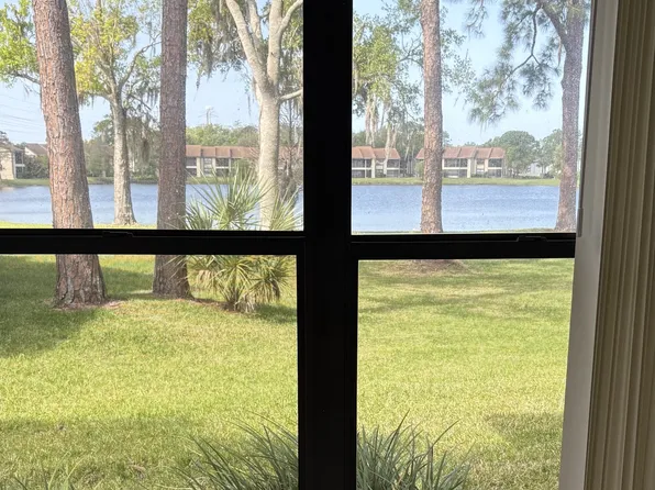 10 Woodlake Pl #10, Oldsmar, FL 34677