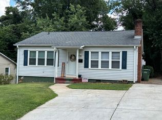 34 8th Avenue Dr SE, Hickory, NC 28602