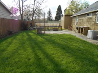 2285 G St, Springfield, OR 97477