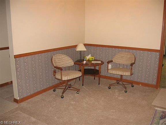 4th image of 344 Lombardy Dr